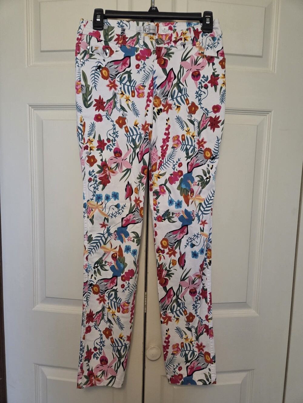 Lena Gabrielle White Multi-Color Floral Print Pants SIZE 6